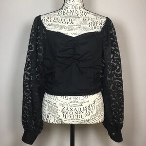 Love heart neck top animal print sheer sleeve peasant wench renaissance sz L